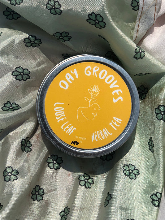 Day Grooves Tea Tin